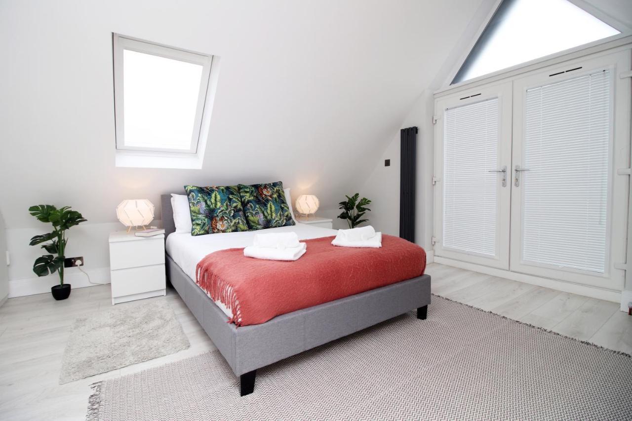 New 2 Bed Comfort - Functional - Secure - Private カーディフ エクステリア 写真