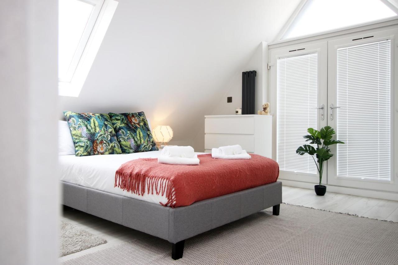 New 2 Bed Comfort - Functional - Secure - Private カーディフ エクステリア 写真